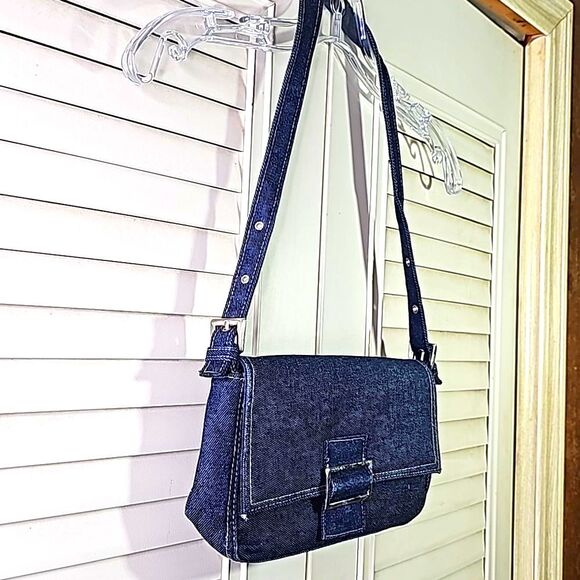 Denim Shoulder Bag by Venezia Jeans Blue Silvertone Hardware zip closure & snap - Picture 2 of 9